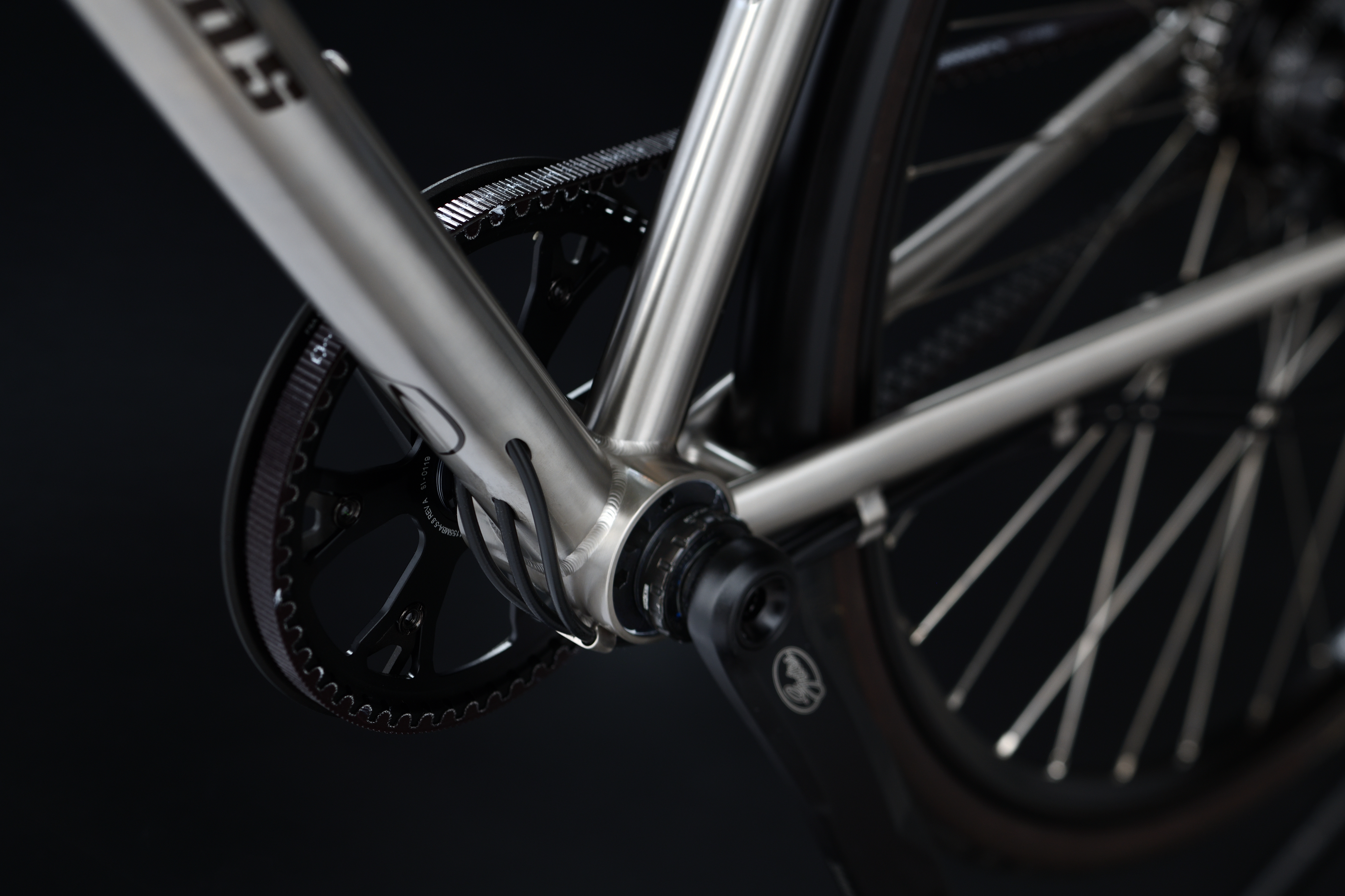 Yukon Disc Rohloff de praktische titanium toerfiets en lange afstandsfiets met schijfremmen Van Nicholas